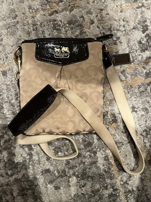 Coach Khaki/Brown Signature Op Art Madison Swingpack Crossbody Bag Purse #43430 - Image 1 of 4