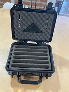 18 Cigar Road Warrior Extreme 2000 Humidor Pelican Hard Case Protection Device - Foto 1 di 5