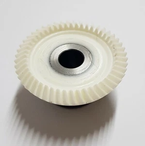 Bernina 940 950 Bevel Gear - Picture 1 of 4