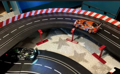 Puente de soporte de pista mínima digital Carrera 132 4/pk Foto 1 de 4