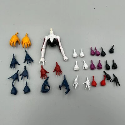 1 PAIR OF THE Marvel Legends Series DC COMICES HAND For 6" Action Figure - Image 1 of 4