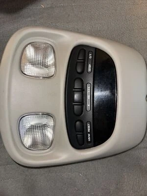 2005-2006 Dodge Dakota Overhead Console Digital Display Dome light  Homelink - Image 1 of 4