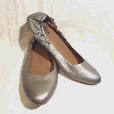 🩰 Kork-Ease Scrunch Heel Ballet Flats sz 8 M Pewter Bronze Metallic Leather - Image 1 of 4