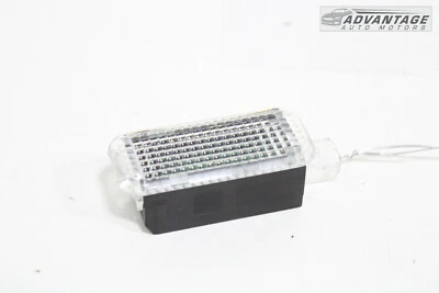 2017-2020 AUDI A4 FRONT REAR LEFT & RIGHT INTERIOR COURTESY LIGHT LAMP OEM - Image 1 of 4