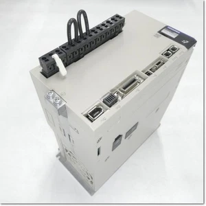 Servoaccionamiento Yaskawa SGD7S-120A20A 1,5 kW AC200V MECHATROLINK-III - Imagen 1 de 2