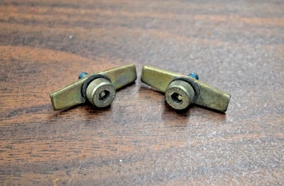 Tornillos de montaje de bobina de encendido OEM BMW R1100 RT herrajes R1100RT Foto 1 de 2