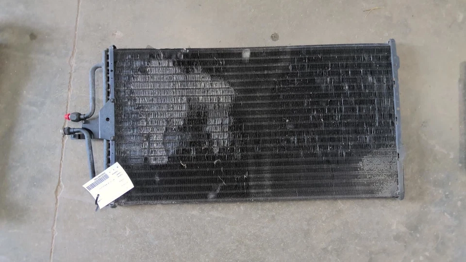 AC Condenser Fits 88-90 CHEVROLET 1500 PICKUP 713597 - Image 1 of 1