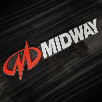 🕹️ Midway 徽标标志 – 雕刻复古街机游戏艺术 | 手工制作木质装饰 — 第 1/4 张图片