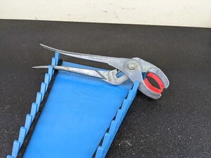 #bj643 Blue-Point PWC52A  Soft Jaw Pliers Electrical Pliers - Picture 1 of 13