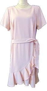 GORGEOUS! Calvin Klein Ladies Dress Size 14W, in pale pink ruffled hem, belted - Picture 1 of 8
