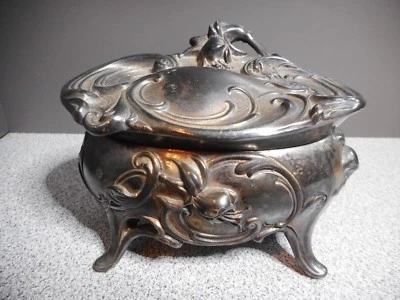 Fuschia Casket White Metal Jewelry Trinket Unlined Box - Image 1 of 4