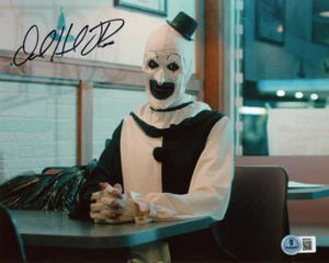 DAVID HOWARD THORNTON SIGNED 8x10 PHOTO ART THE CLOWN TERRIFIER RARE BECKETT BAS - Picture 1 of 2