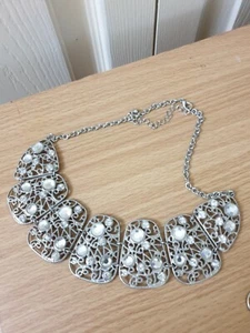 Large Necklace - Picture 1 of 1