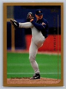 1999 Topps Trevor Hoffman #105 - Picture 1 of 2