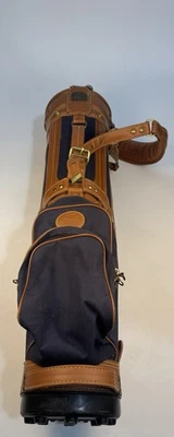 Винтажная сумка для гольфа Daiwa Coach Collection с дождевиками и чехлами на голову - Изображение 1 из 4