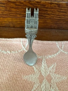 Christchurch New Zealand Cathedral Vintage Souvenir Löffel Sammlerstück - Bild 1 von 5