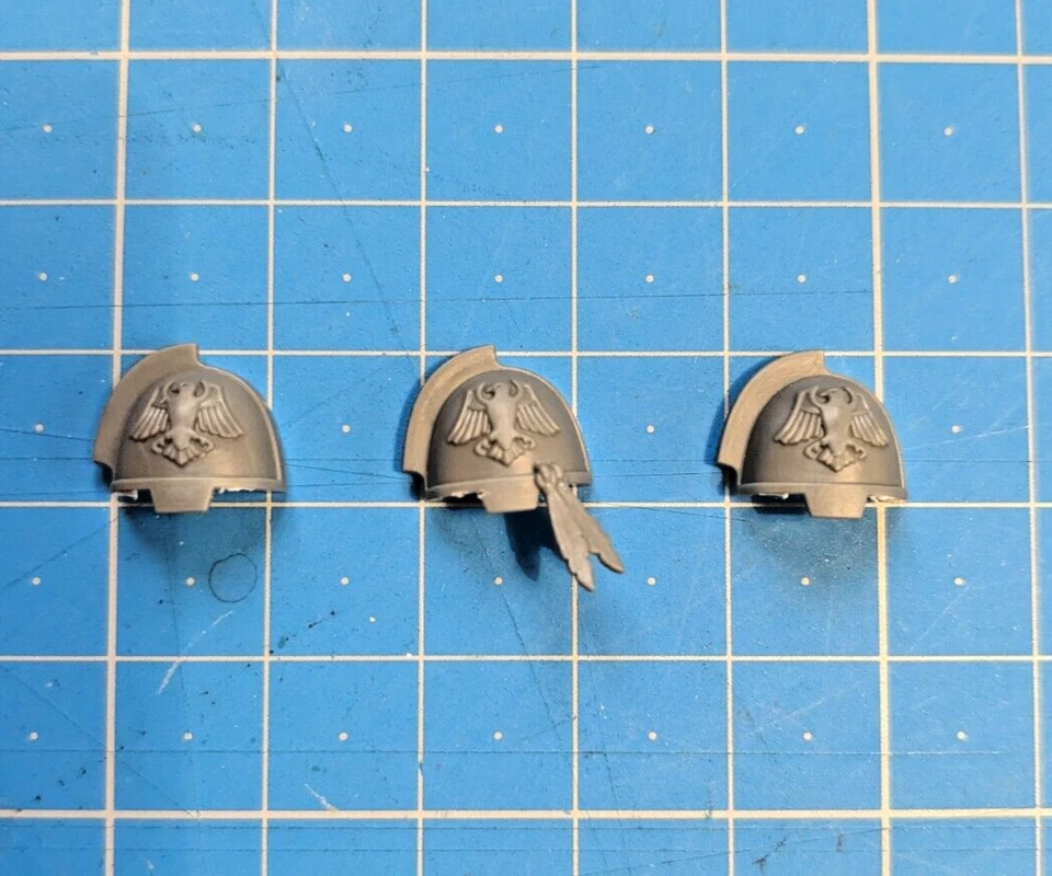Raven Guard Upgrades Bits Gravis Shoulder Pads x3 Primaris Space Marines RG Bitz - Photo 1/1