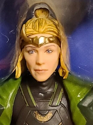 EN MANO Marvel Legends Loki SYLVIE con WATCHER BAF capa parte ¡MIP! What If capa Foto 1 de 4