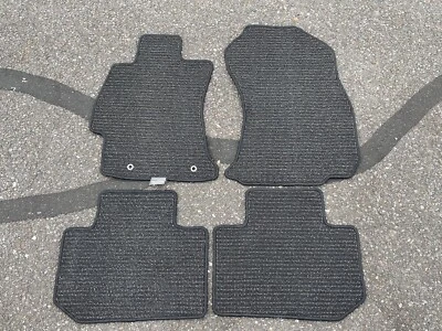 Subaru Forester OEM Floor Mats 2014 2015 2016 2017 2018 Foto 1 de 4