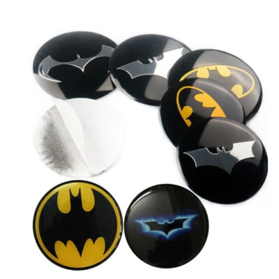 4x 55mm 60mm 65mm Murciélago Coche Rueda Centro Tapacubos Insignia Emblema Pegatinas Universal Foto 1 de 4