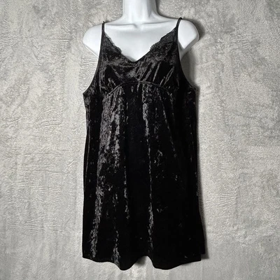 Vintage Apt 9 Black Stretch Opaque Crushed Velvet With Scalloped Lace Medium - Image 1 of 4