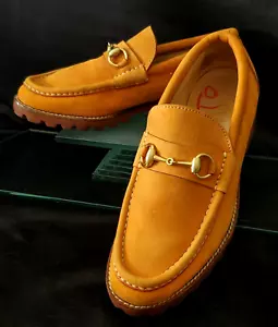 Vintage. Horsebit Stollensohle Gewürzfarbe Nubuk, Unisex Halbschuhe - Damen 10,5 & Herren 8,5 - Bild 1 von 23