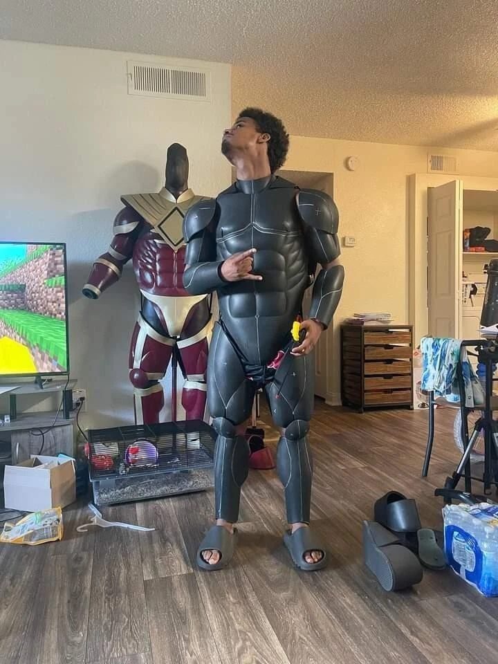 Muscle Suit for superhero cosplay eva foam costume eva foam armour for batsuit - Image 1 of 4