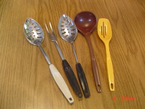 5 - Vintage Foley Utensils, Chrome Plated Slotted Spoons, Fork, Plastic Ladle,Sp - Picture 1 of 12
