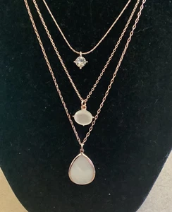LC Lauren Conrad Mother of Pearl Rhinestone Layered Necklace Rose Gold Tone N72 - Picture 1 of 4