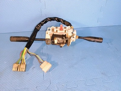 Interruptor de faro limpiaparabrisas intermitente OEM Suzuki Samurai 1989 Foto 1 de 4