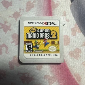 New Super Mario Bros. 2 (Nintendo 3DS, 2012) cartridge only - Tested - Picture 1 of 4