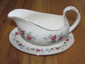 Royal Stafford Rosa Rosen Muster Bone China Sauciere mit Unterteller. - Bild 1 von 6