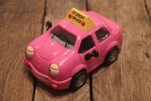 The Chevron Cars - Danni Driver No 11 (vintage toy drivers ed car) - Bild 1 von 6