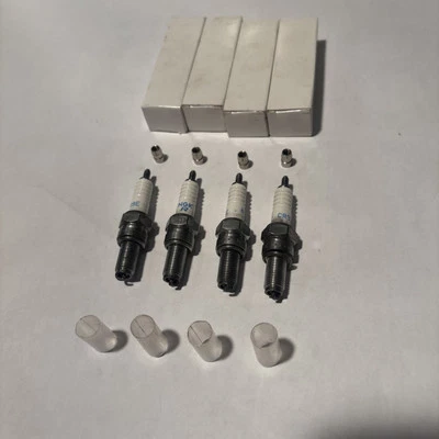 Juego de cuatro bujías NGK Suzuki GSX-R750 R600 R1100 R1000 R1300 HAYABUSA CR9E Foto 1 de 4