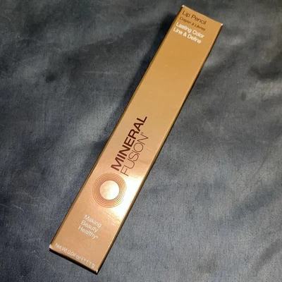 Mineral Fusion Lip Liner Pencil Burnish 0.04 Ounce - Image 1 of 4