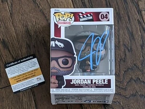 JORDAN PEELE SIGNED FUNKO #4 DIRECTOR  Figurine - Certified! - Picture 1 of 5