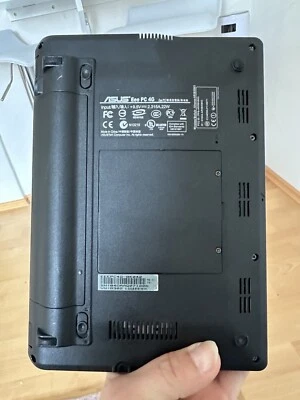 ASUS VivoBook 14zoll / Celeron N4020 / 4GB / 128GB SSD / Intel UHD Gebraucht - Bild 1 von 4