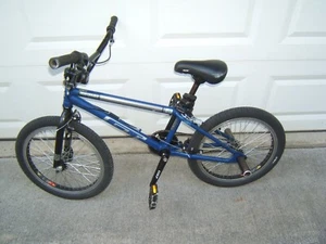 1999 GT Performer 20in wheel BMX Bike - Picture 1 of 10
