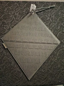 Neu mit Etikett 2er Set Pacmaxi schwarze hängende Filzbrosche/Anstecknadel Aufbewahrung Organizer - Bild 1 von 6