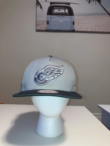 NHL Detroit Redwings 9Fifty  SnapBack Hat New Era - Grey Logo, Big Logo Cover