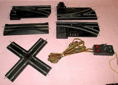Original American Flyer 720A REMOTE SWITCHES +Manual +CrossTrack+ReRailer TESTED - Image 1 of 3