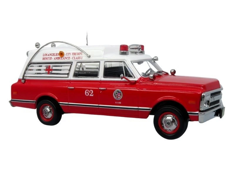 1969 CHEVROLET C-10 AMBULANCE "LOS ANGELES CFD" 1/50 BY ICONIC REPLICAS 50-0586