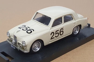 Brumm 1/43 Scale R090 - Alfa Romeo 1900 #256 Mille Miglia 1954 - Grey - Image 1 of 4