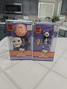 2011 Peanuts Snoopy, Woodstock Gelenk Halloween Einweg Set Neu - Bild 1 von 3