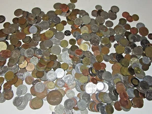 5 lbs of WORLD FOREIGN COINS, mixed bulk lot. Many Countries! Actual Pictured - Picture 1 of 13