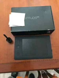 Wacom Intuos Pro (S) 9" Tablet Grafico - Nero (Senza penna) - Photo 1/3