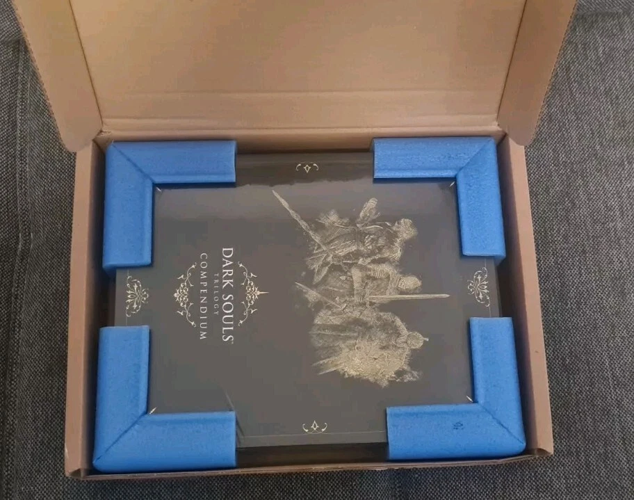 Dark Souls Trilogy Compendium (neu & Ovp)