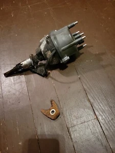 2.5 IGNITION DISTRIBUTOR 4 Cyl 98-99 TJ Jeep Wrangler 56041033 - Bild 1 von 1