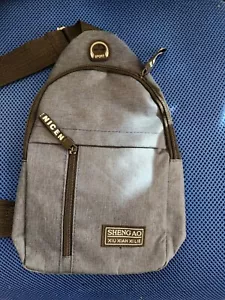 Bolso de pecho con cabestrillo de un hombro impermeable para mujeres hombres mochila cruz con - Imagen 1 de 3