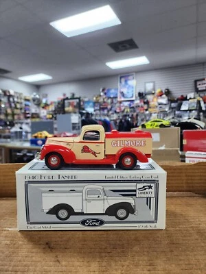 1995 Liberty Classics 1940 Ford Gilmore Tanker 1:25 Scale Diecast Bank - Image 1 of 4